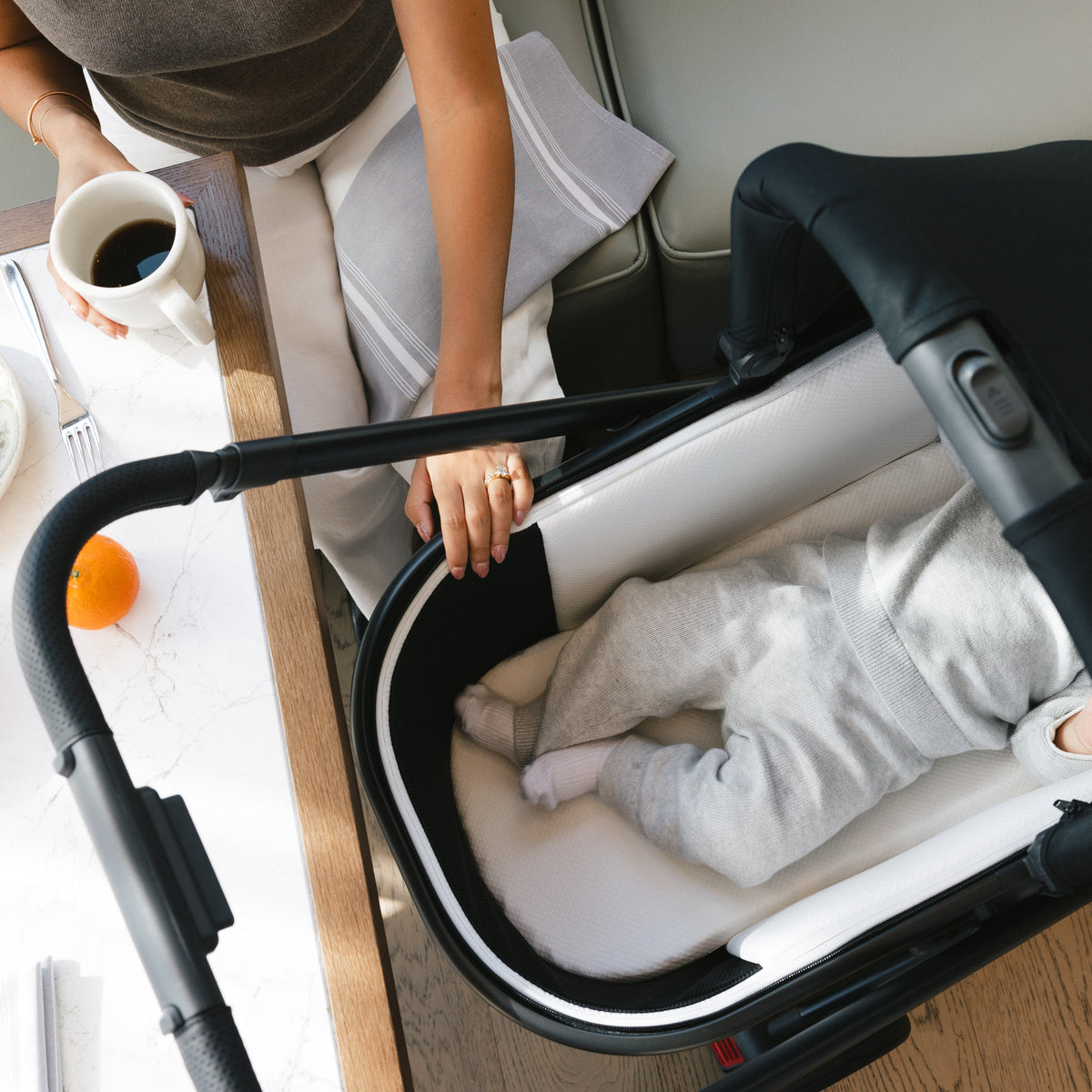 Uppababy Cruz V3 DUO - James