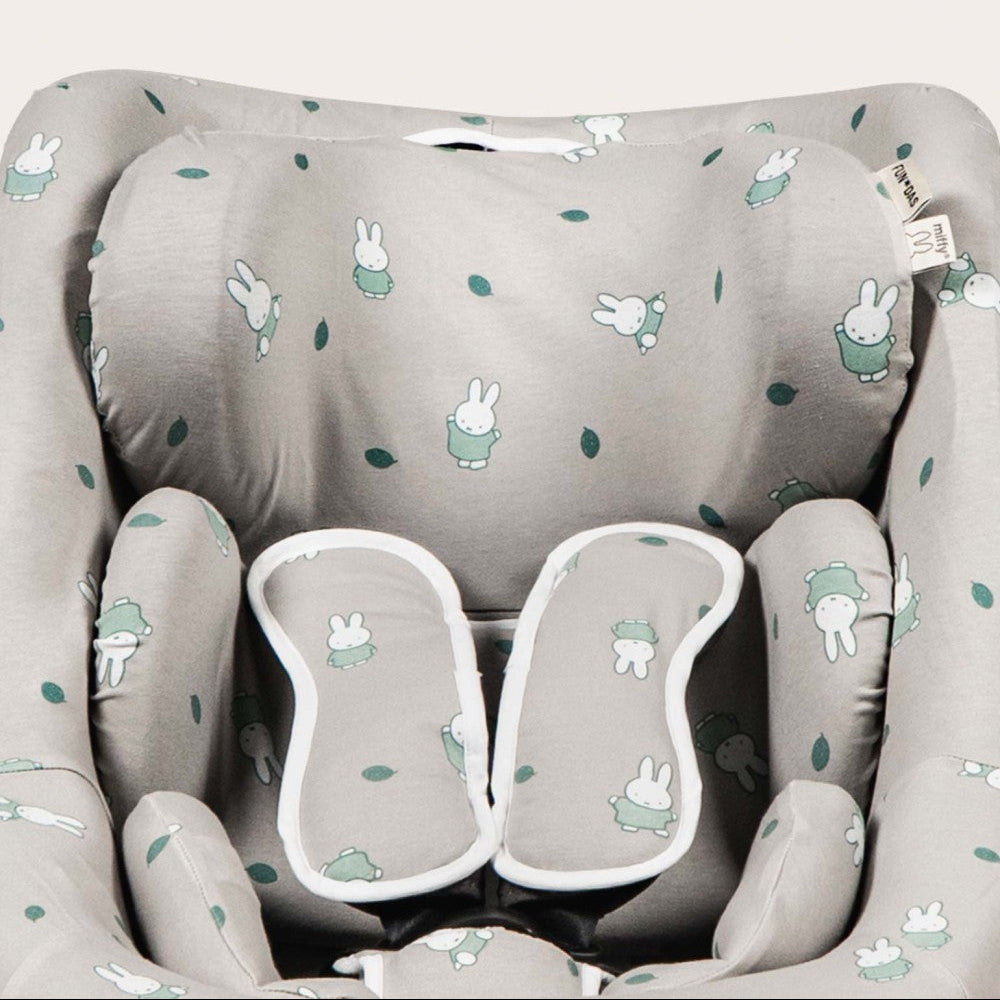 Funda para silla Besafe Beyond + Funda reductor - Fundas BCN