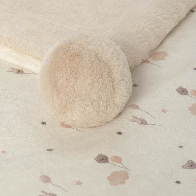 Manta pelo bebé pompón Comino - Mayoral