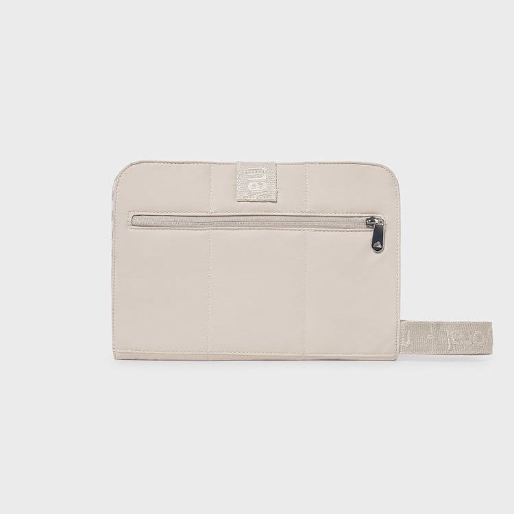 Neceser Portadocumentos Multifuncional con Cambiador Beige - Mayoral